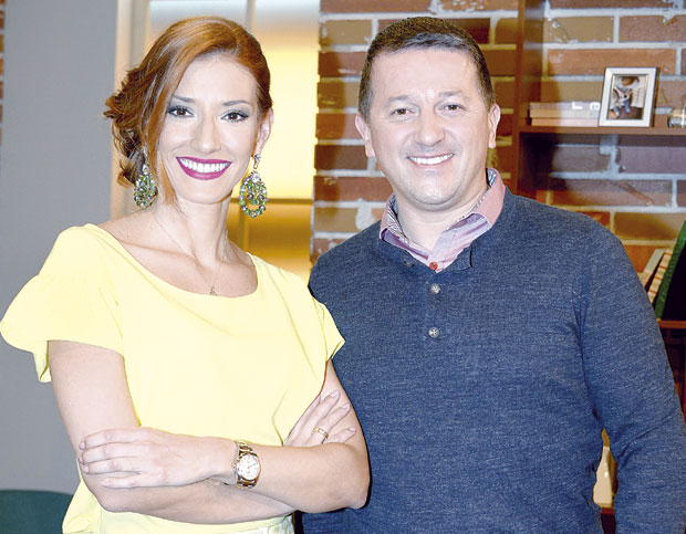 Узбудљиво вече у виртуелном студију